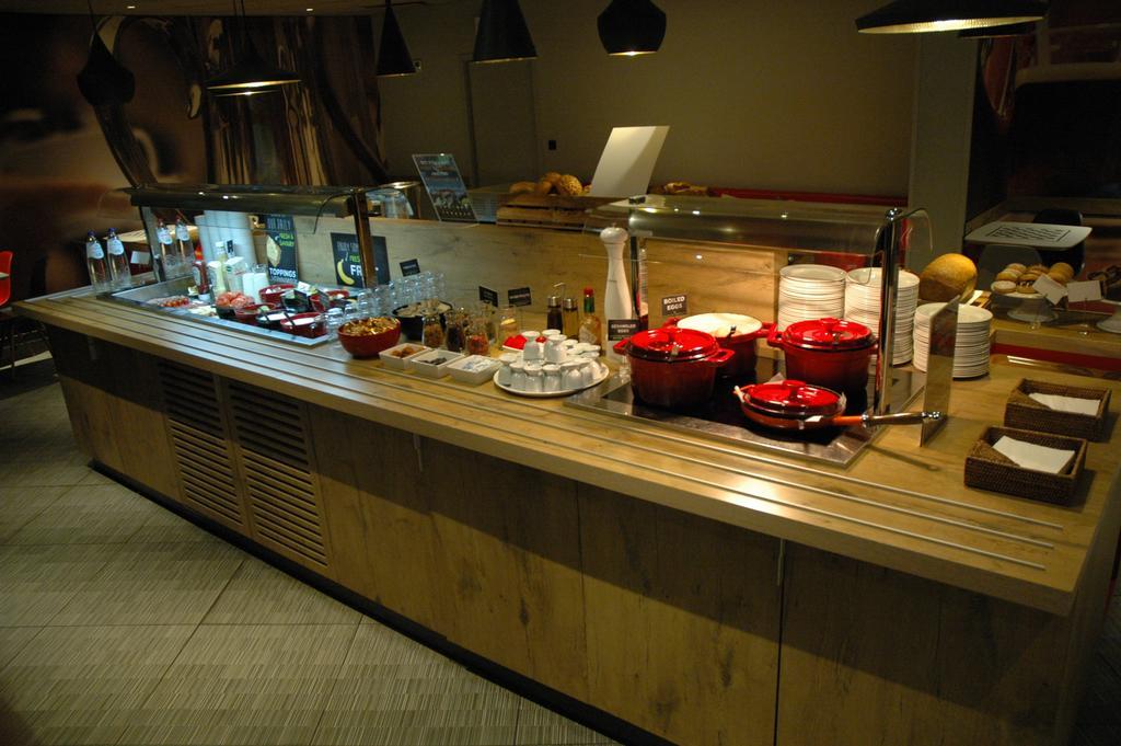 Ibis Gent Centrum St. Baafs Kathedraal Экстерьер фото